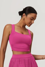 Abriana – Square neckline – Sleek fit top