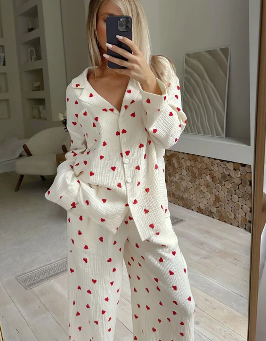 Amarie – Heart print pajama set – Long sleeve top and pants