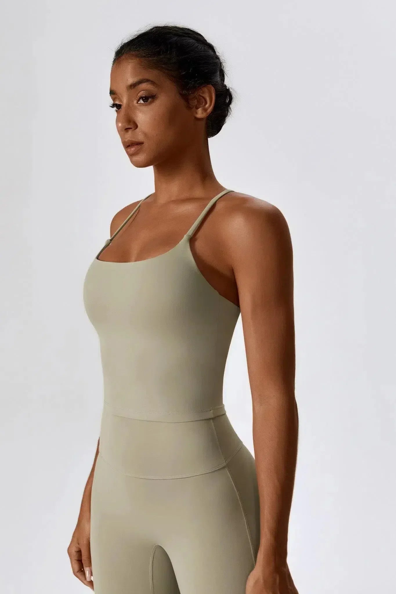 Amihan – Scoop neckline – Gymwear top