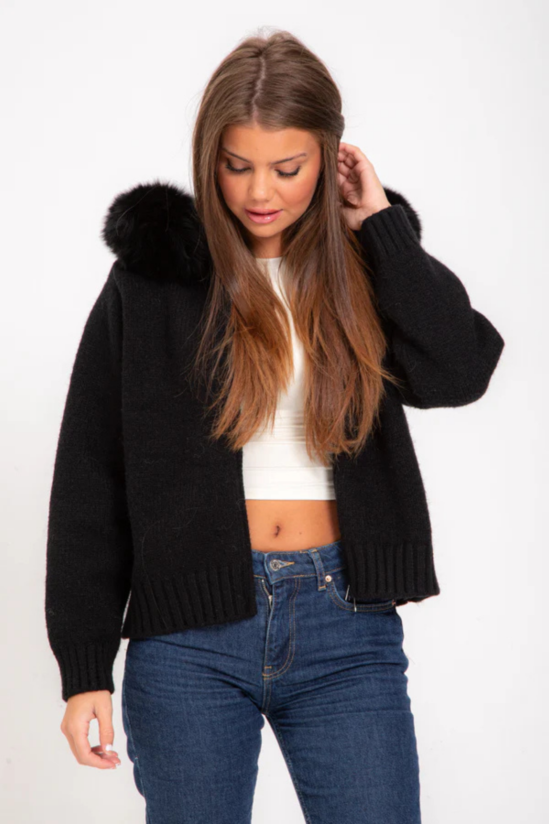 Aurélinne – Luxe detail – Faux fur hooded cardigan