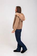 Aurélinne – Luxe detail – Faux fur hooded cardigan