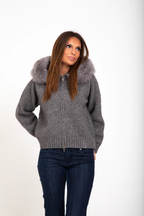 Aurélinne – Luxe detail – Faux fur hooded cardigan