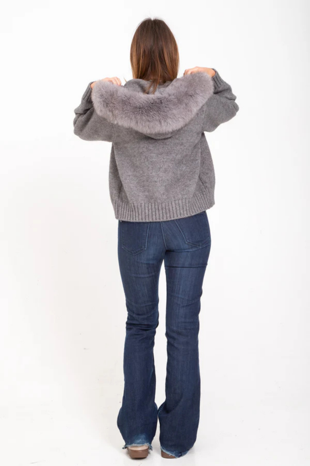 Aurélinne – Luxe detail – Faux fur hooded cardigan