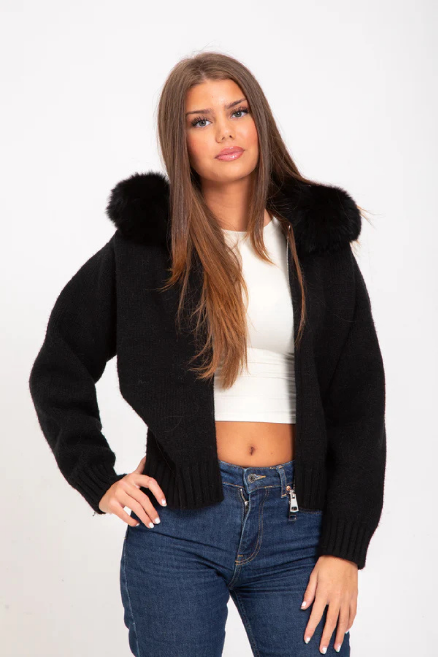 Aurélinne – Luxe detail – Faux fur hooded cardigan