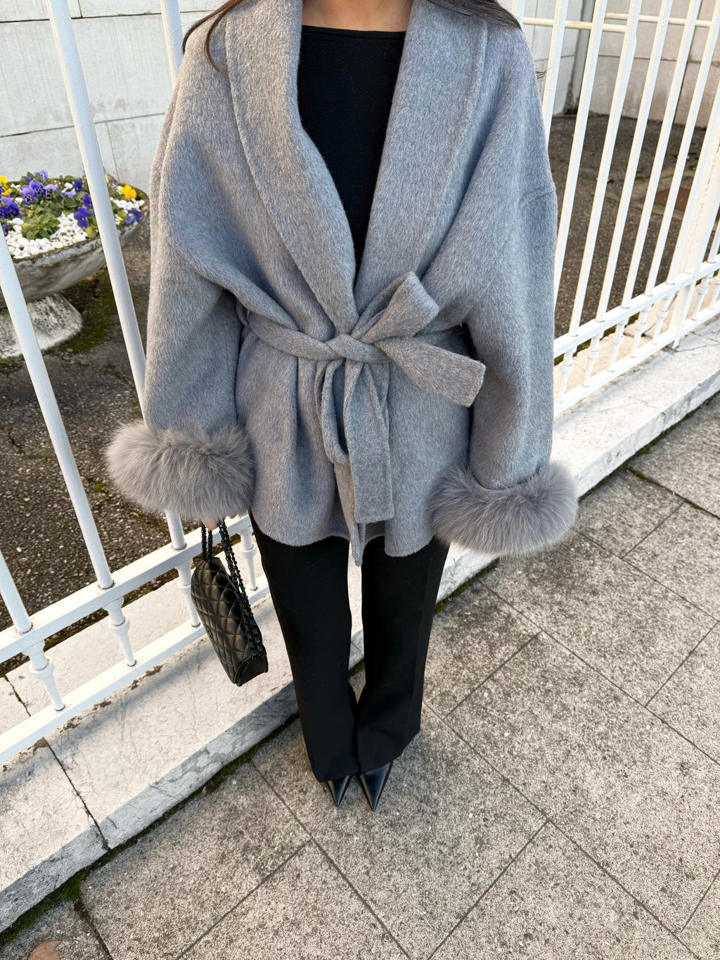 Bellavène – Elegant silhouette – Belted faux fur coat