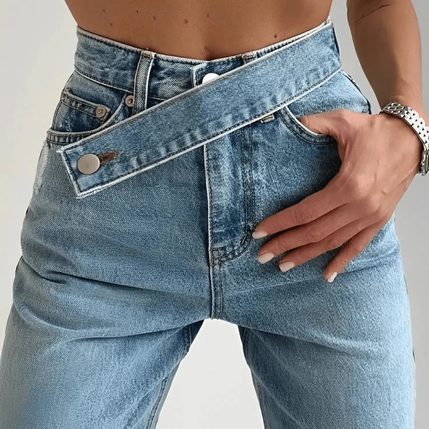 Casila – Asymmetrische sluiting – Rechte jeans