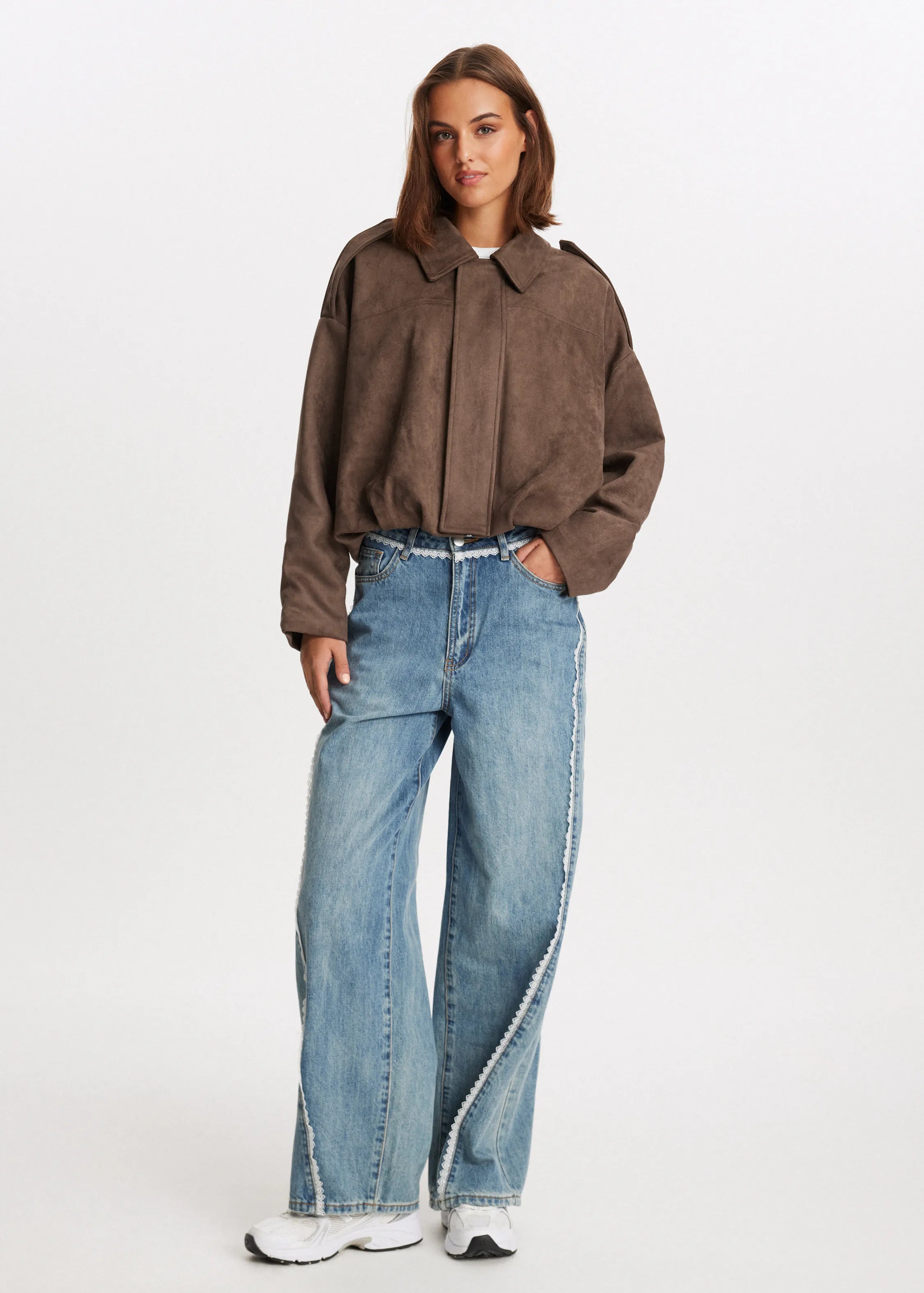 Kendra – Cropped suede jacket – Oversized fit