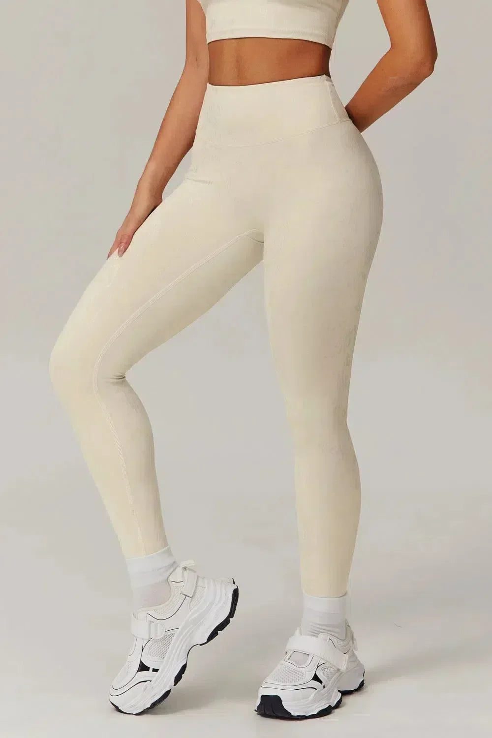 Manuela – Sculpting design – Seamless leggings