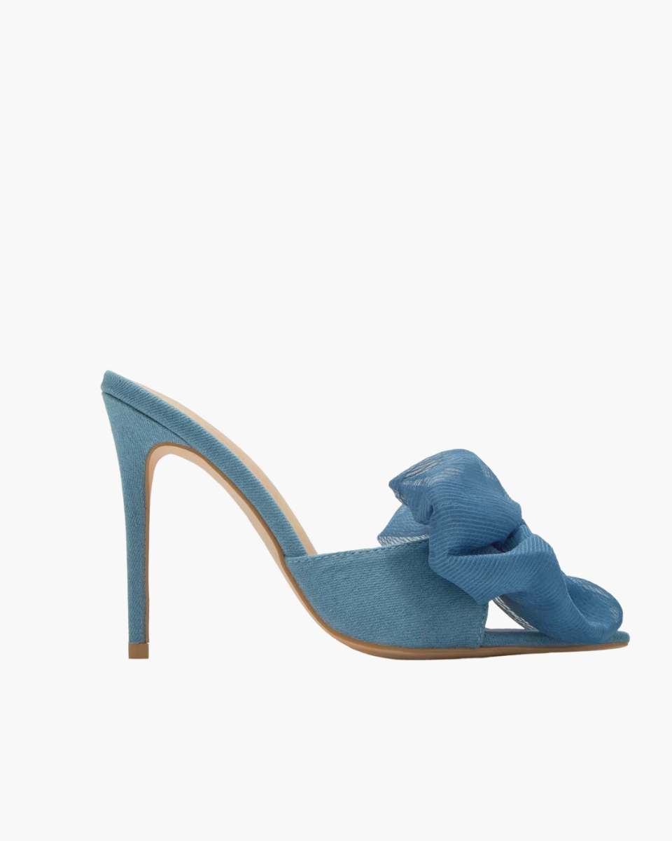 Melodia – Slip-on design – Oversized bow mule heels