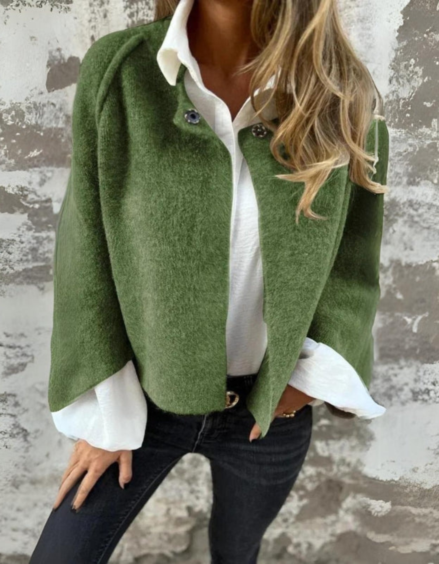 Mirella – Elegant silhouette – Cropped jacket