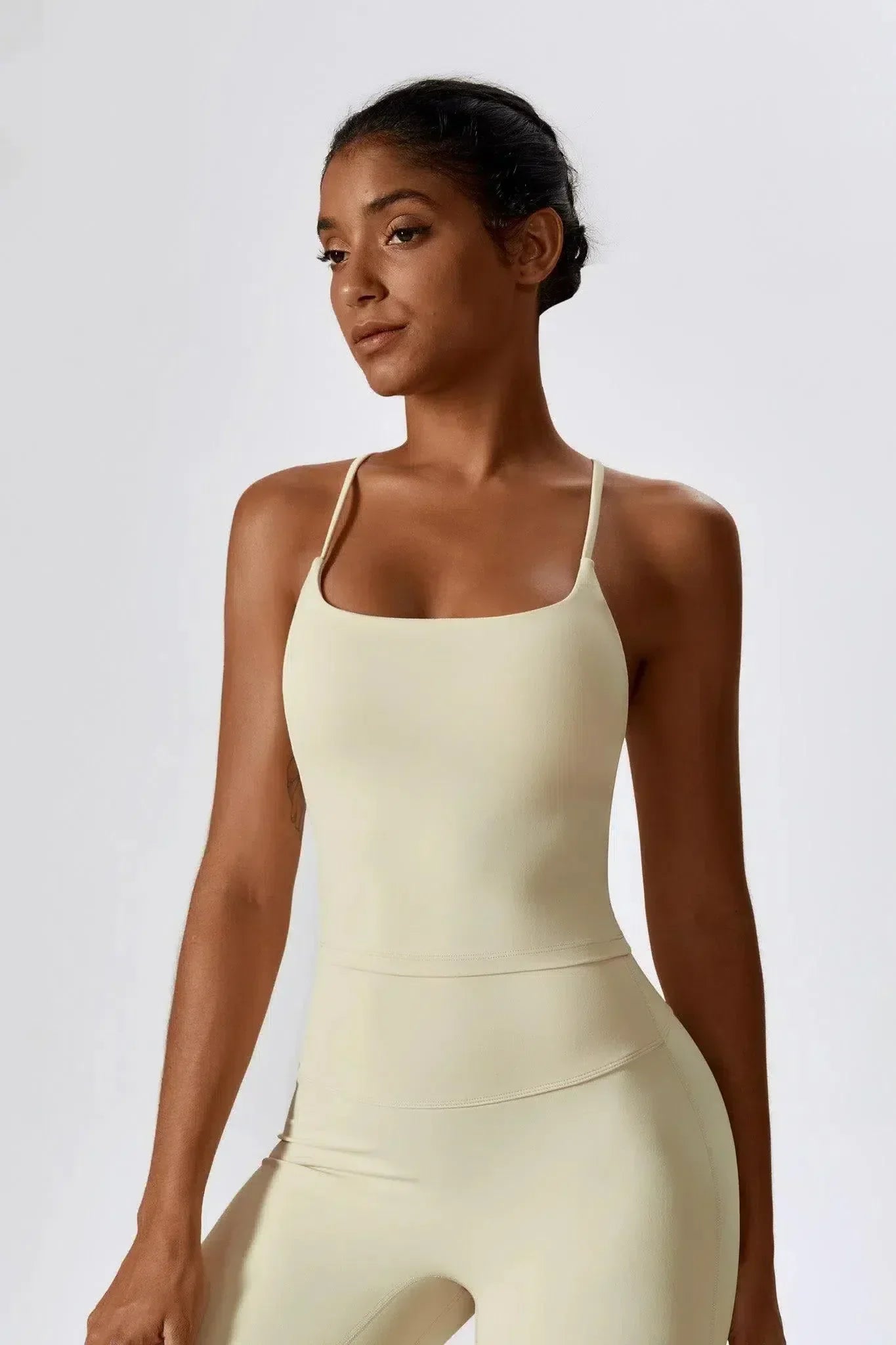 Nicolina – Vierkante halslijn – Top en uitlopende legging set