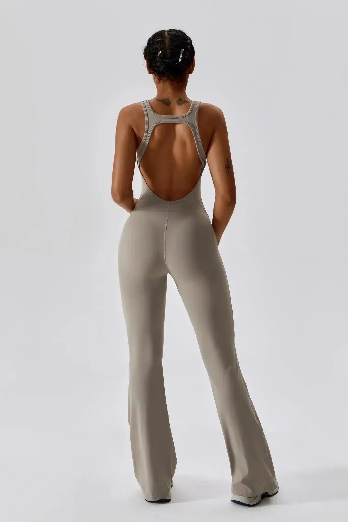Noelia – Open rug – Aansluitend jumpsuit