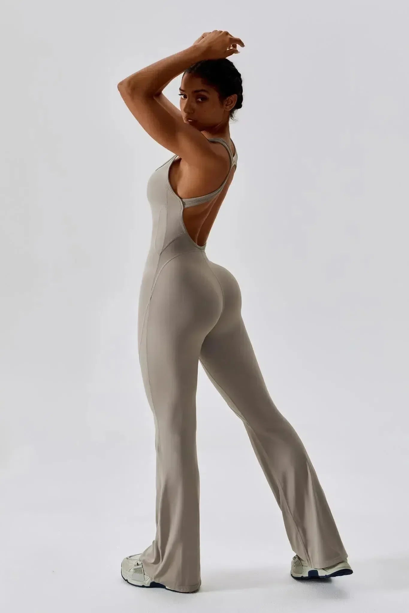Noelia – Open rug – Aansluitend jumpsuit