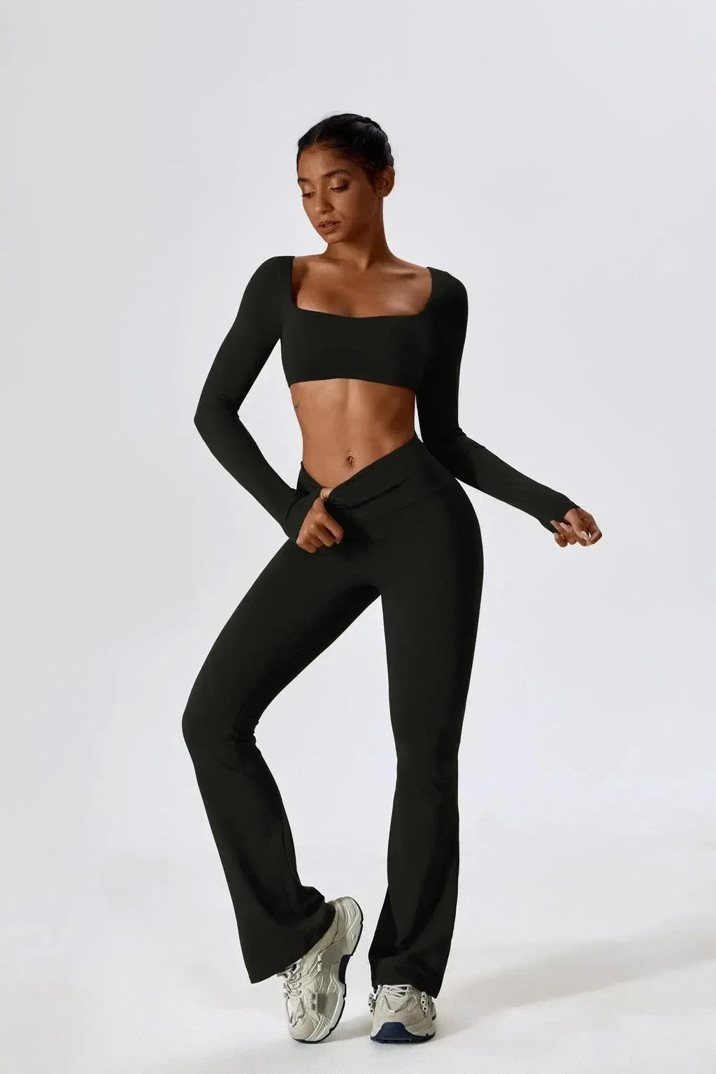 Oceane – Vierkante halslijn – Korte top en legging set