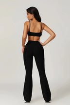 Palmira – U-neckline – Sports bra & flared leggings set