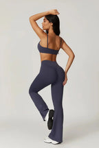 Palmira – U-neckline – Sports bra & flared leggings set