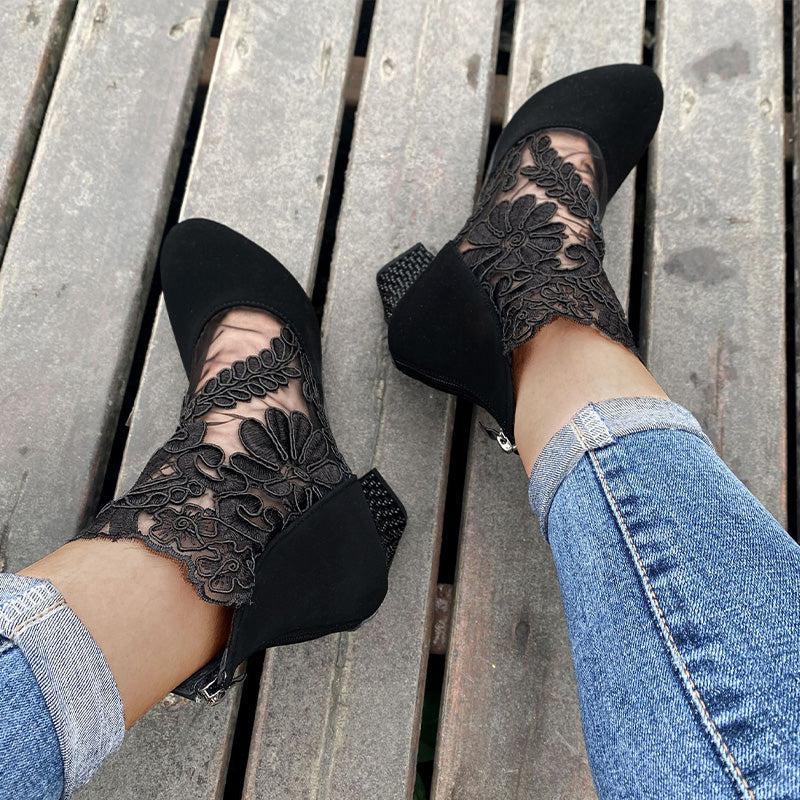 Viviana – Floral mesh – Ankle boots